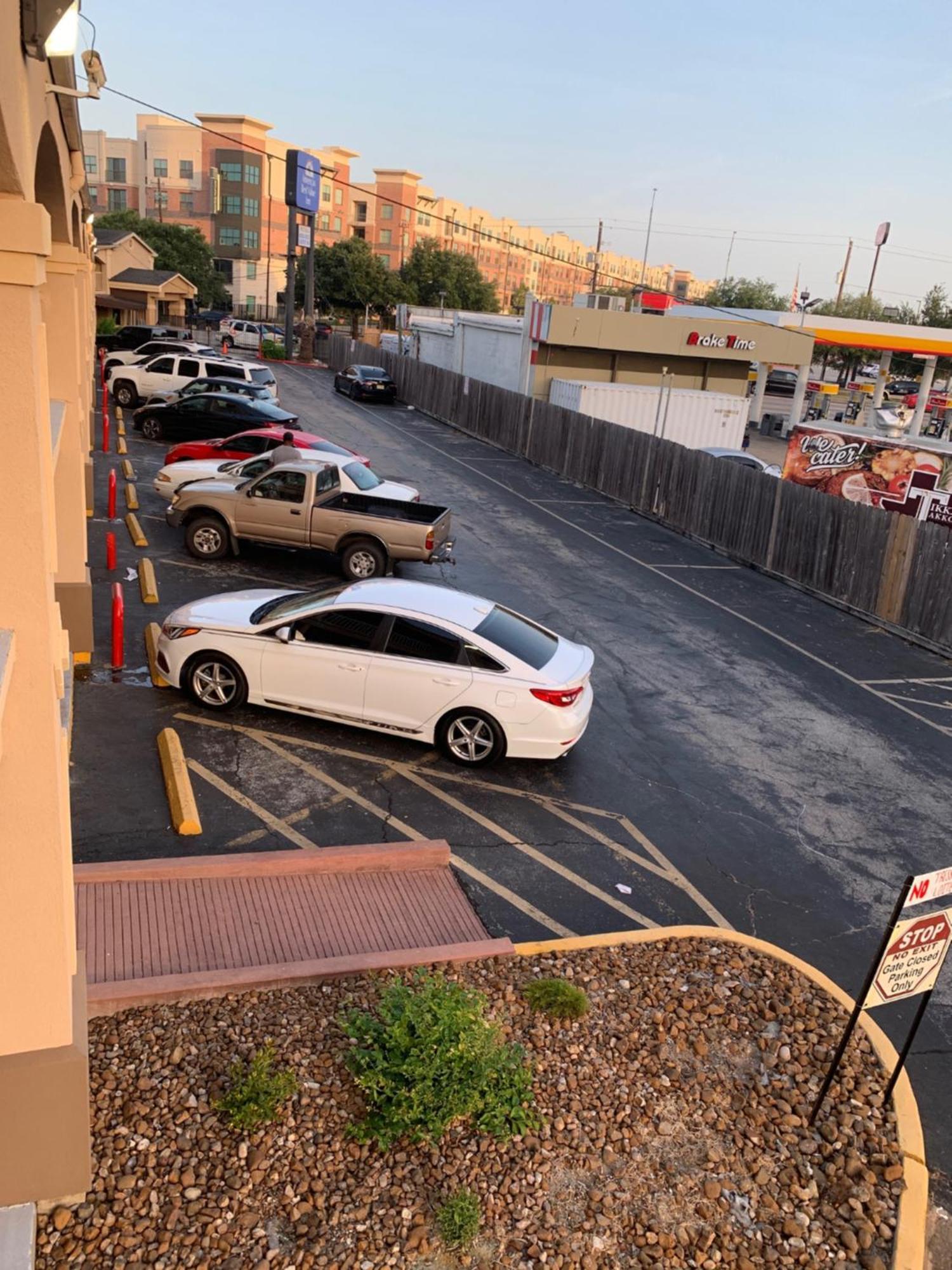 Americas Best Value Inn-near Nrg Park/medical Center Hotel 3*